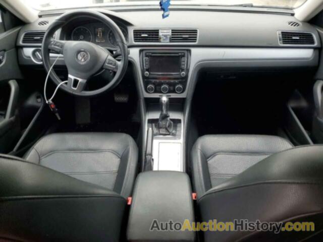 VOLKSWAGEN PASSAT SE, 1VWBN7A32CC079683