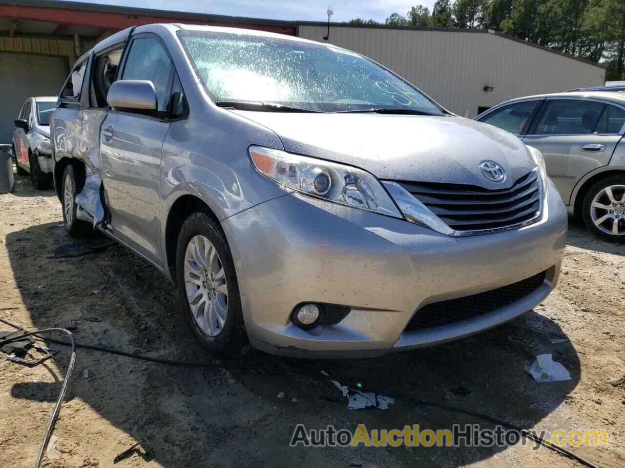 2013 TOYOTA SIENNA XLE, 5TDYK3DC3DS388072