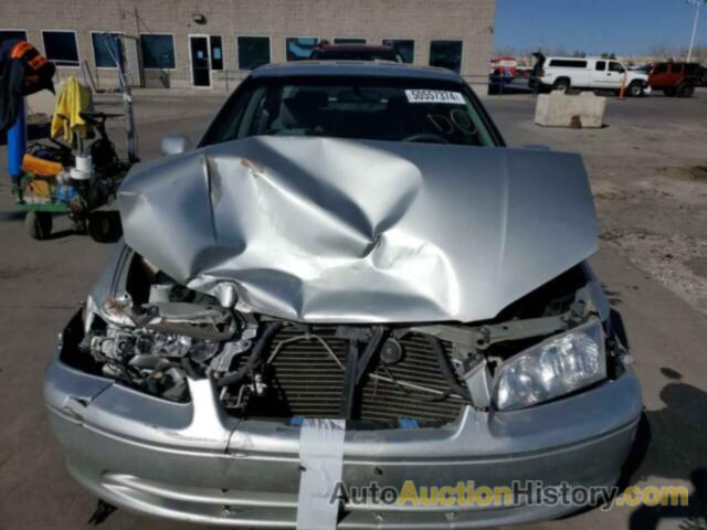 TOYOTA CAMRY LE, JT2BF28K8Y0248767
