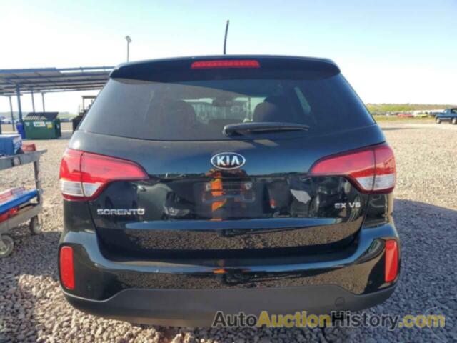 KIA SORENTO EX, 5XYKU4A79FG643191