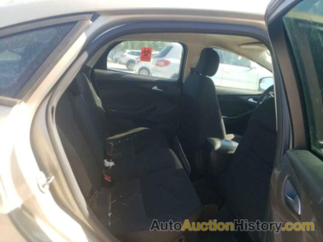 FORD FOCUS SE, 1FADP3F27GL235971