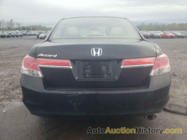 HONDA ACCORD LX, 1HGCP2F34CA024176