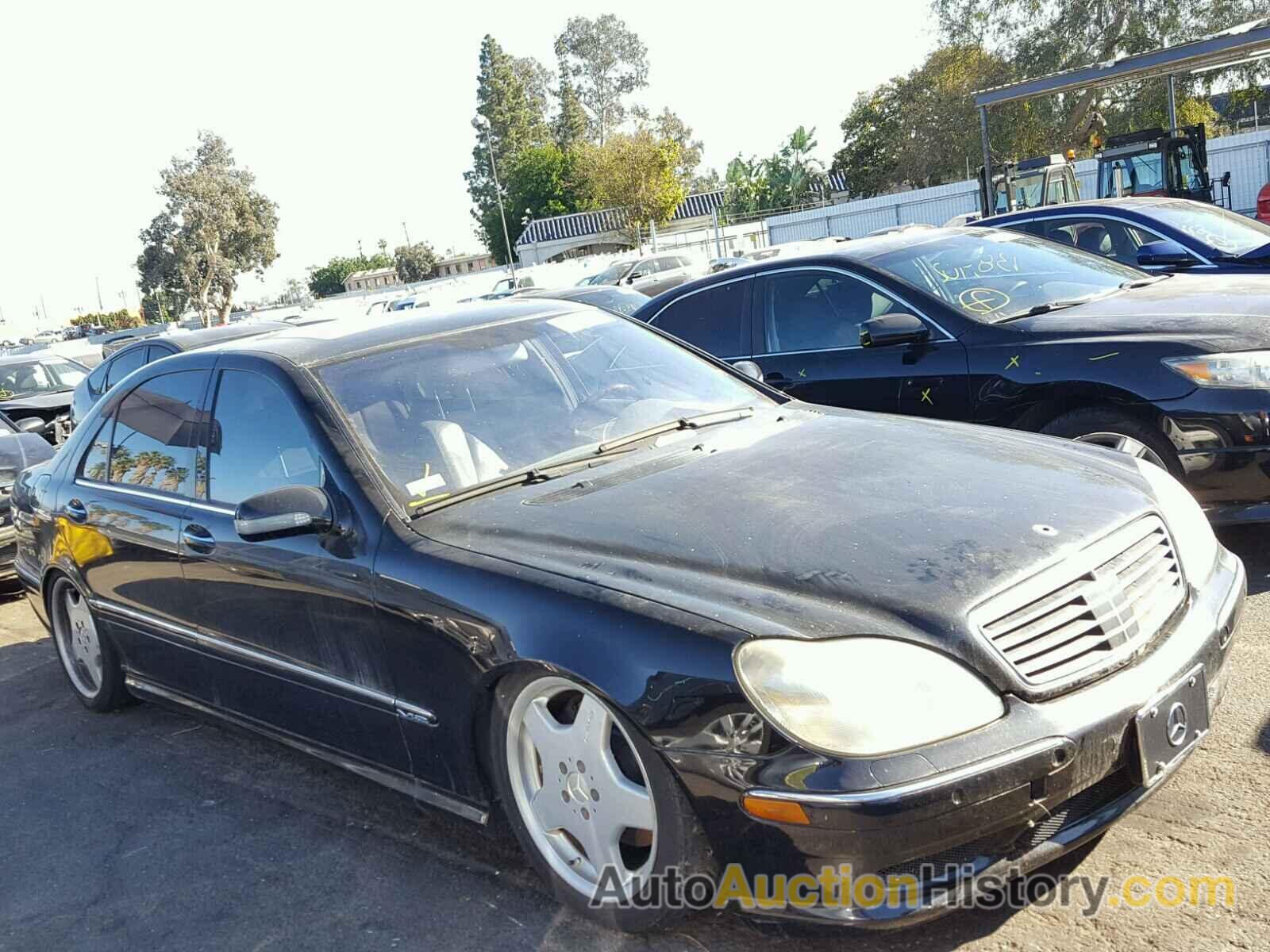 2001 MERCEDES-BENZ S 600, WDBNG78J71A164069