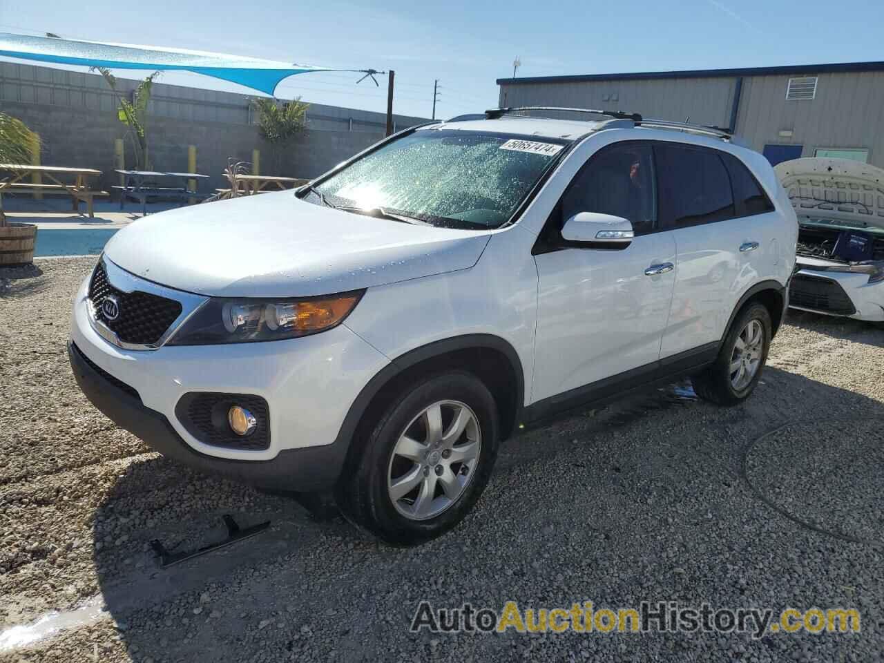 KIA SORENTO LX, 5XYKT3A6XDG348778