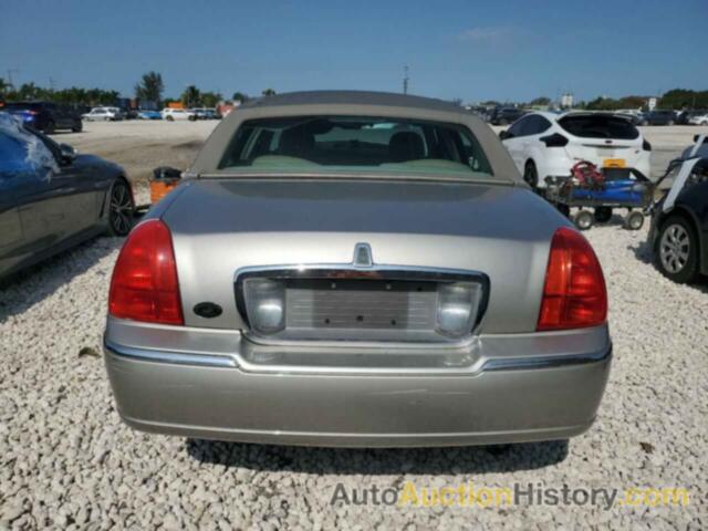 LINCOLN TOWNCAR SIGNATURE, 1LNHM81V96Y621727