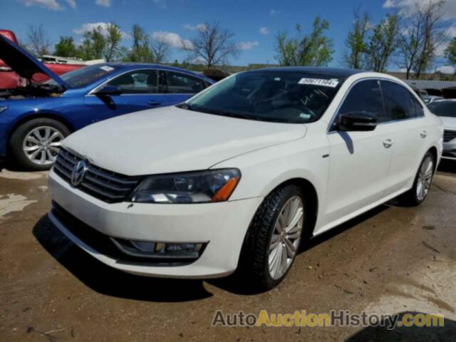 VOLKSWAGEN PASSAT SE, 1VWBT7A30EC117064