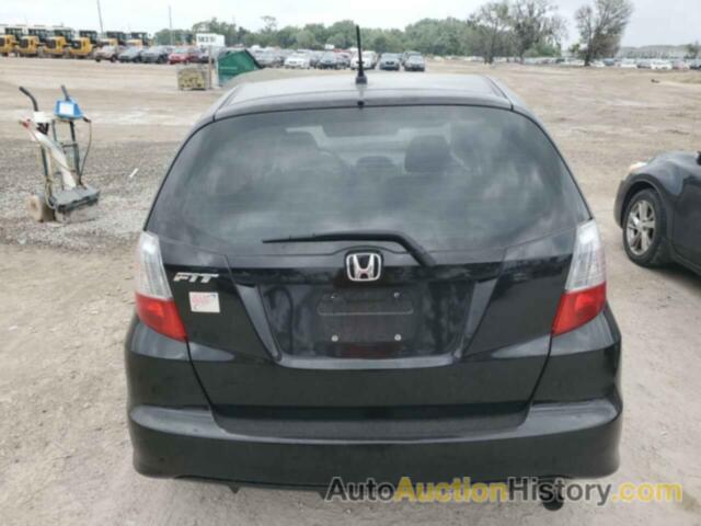 HONDA FIT, JHMGE8H38BS007071