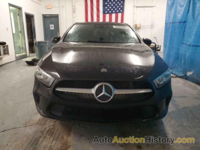 MERCEDES-BENZ A-CLASS 220 4MATIC, WDD3G4FB7KW028425