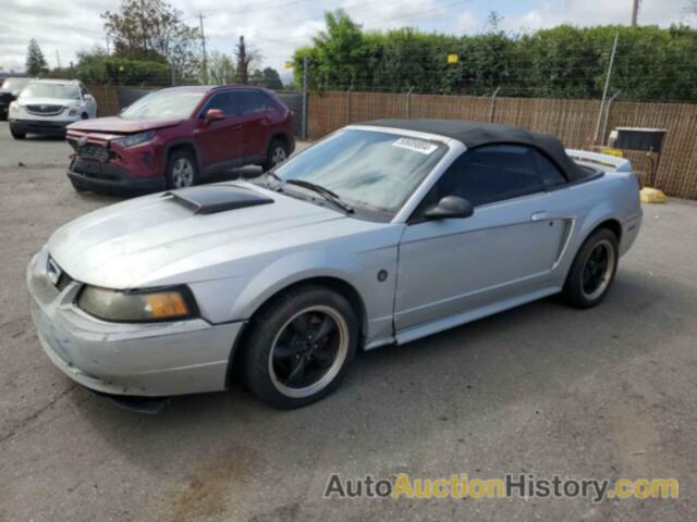 FORD MUSTANG GT, 1FAFP45X2YF273684