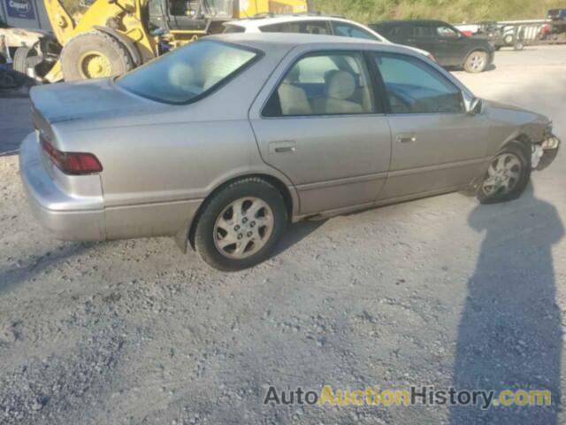 TOYOTA CAMRY LE, JT2BF22K0X0222672