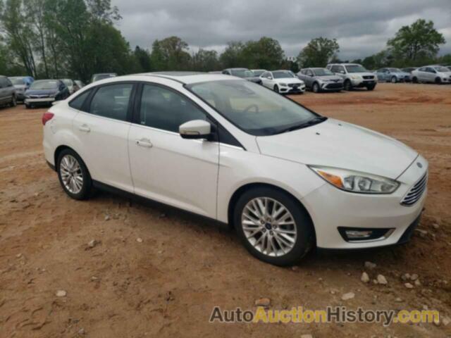 FORD FOCUS TITANIUM, 1FADP3J26HL227580