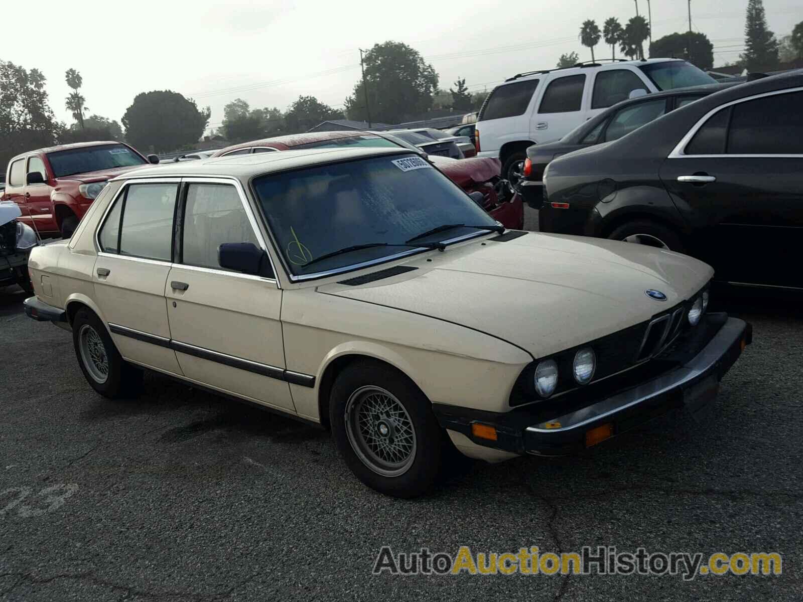 1982 BMW 528 E AUTOMATIC, WBADK8300C7962703