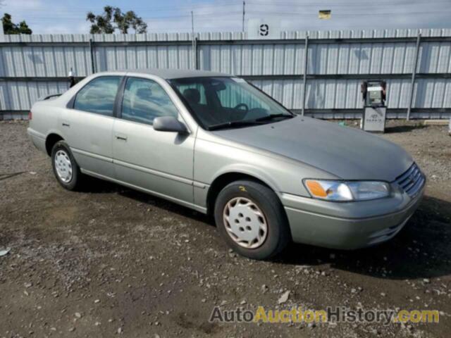 TOYOTA CAMRY LE, JT2BG22K8V0015439