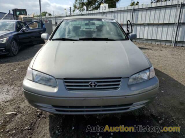 TOYOTA CAMRY LE, JT2BG22K8V0015439