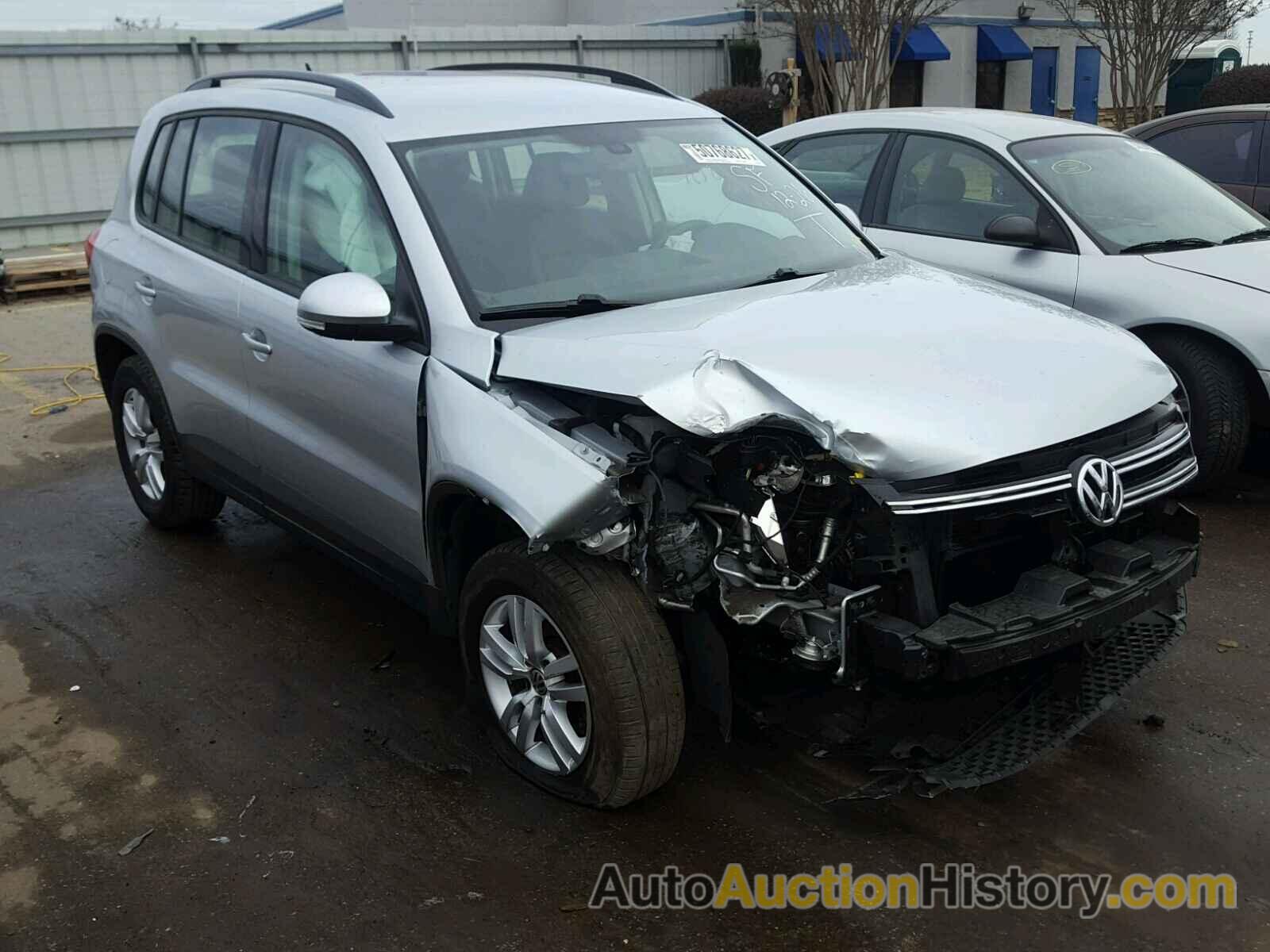 2016 VOLKSWAGEN TIGUAN S, WVGAV7AX2GK000487