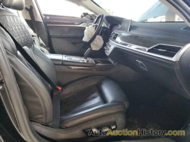 BMW 7 SERIES I, WBA7T2C0XNCH71715