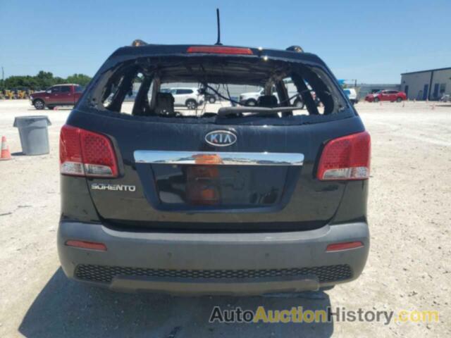 KIA SORENTO BASE, 5XYKT3A6XCG267133