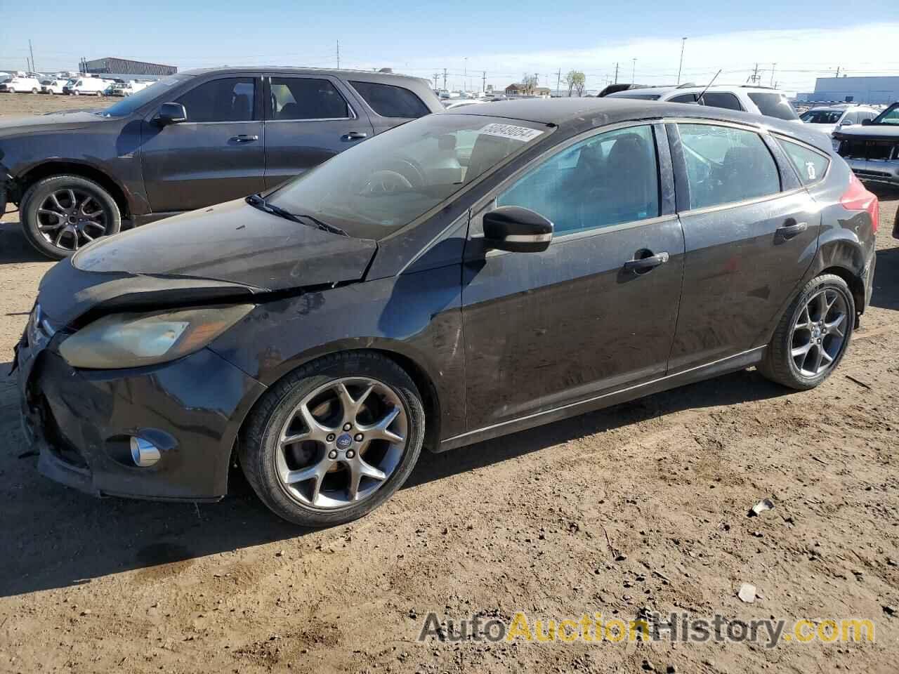 FORD FOCUS SE, 1FADP3K25EL123415