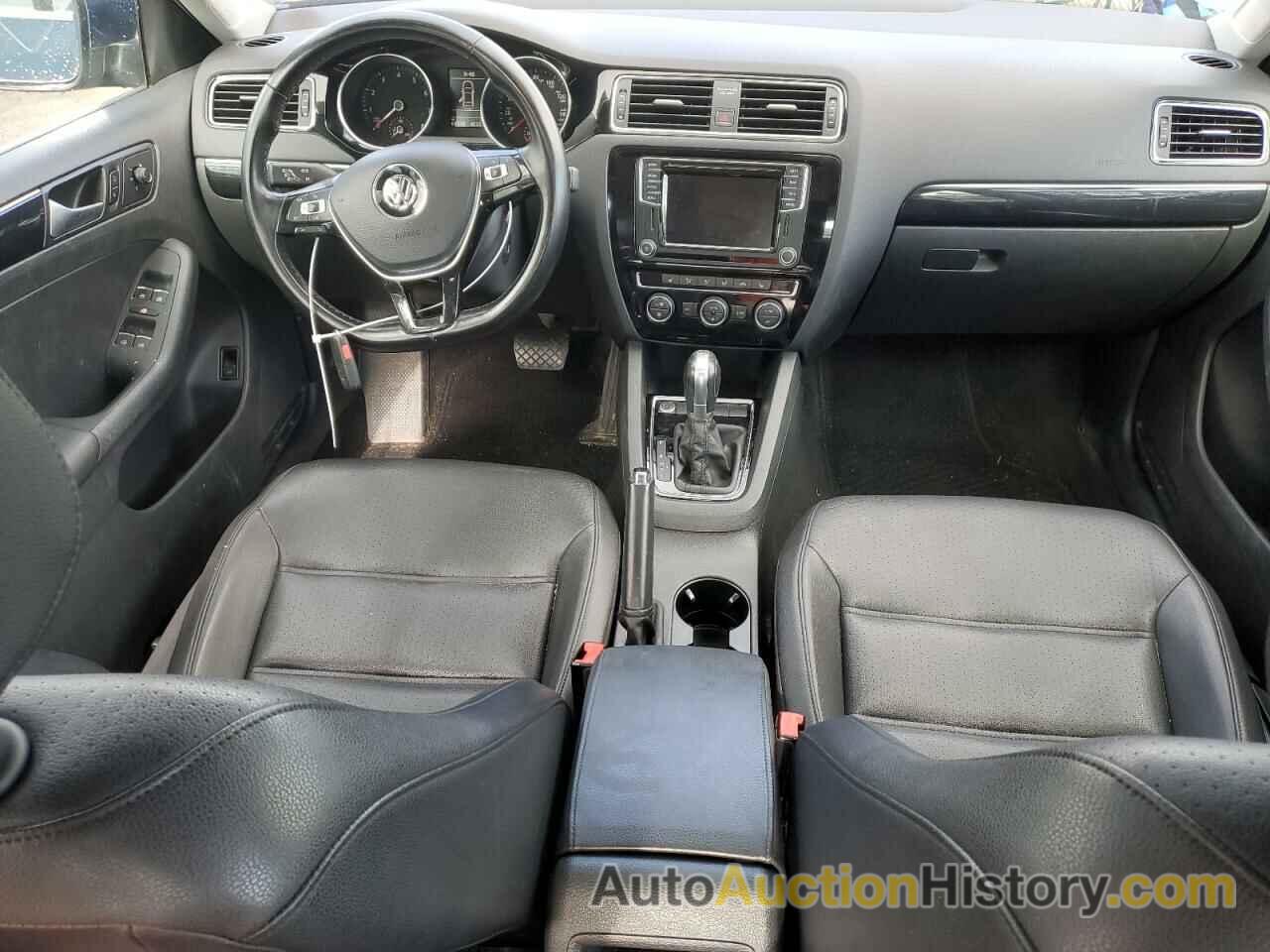 VOLKSWAGEN JETTA SEL, 3VWL17AJ3HM375686