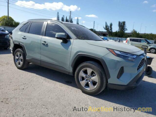 TOYOTA RAV4 XLE, 2T3W1RFV6NW215061