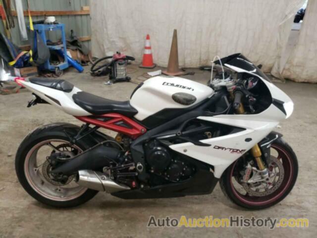 TRIUMPH MOTORCYCLE DAYTONA 675, SMTA02YK7DJ586025