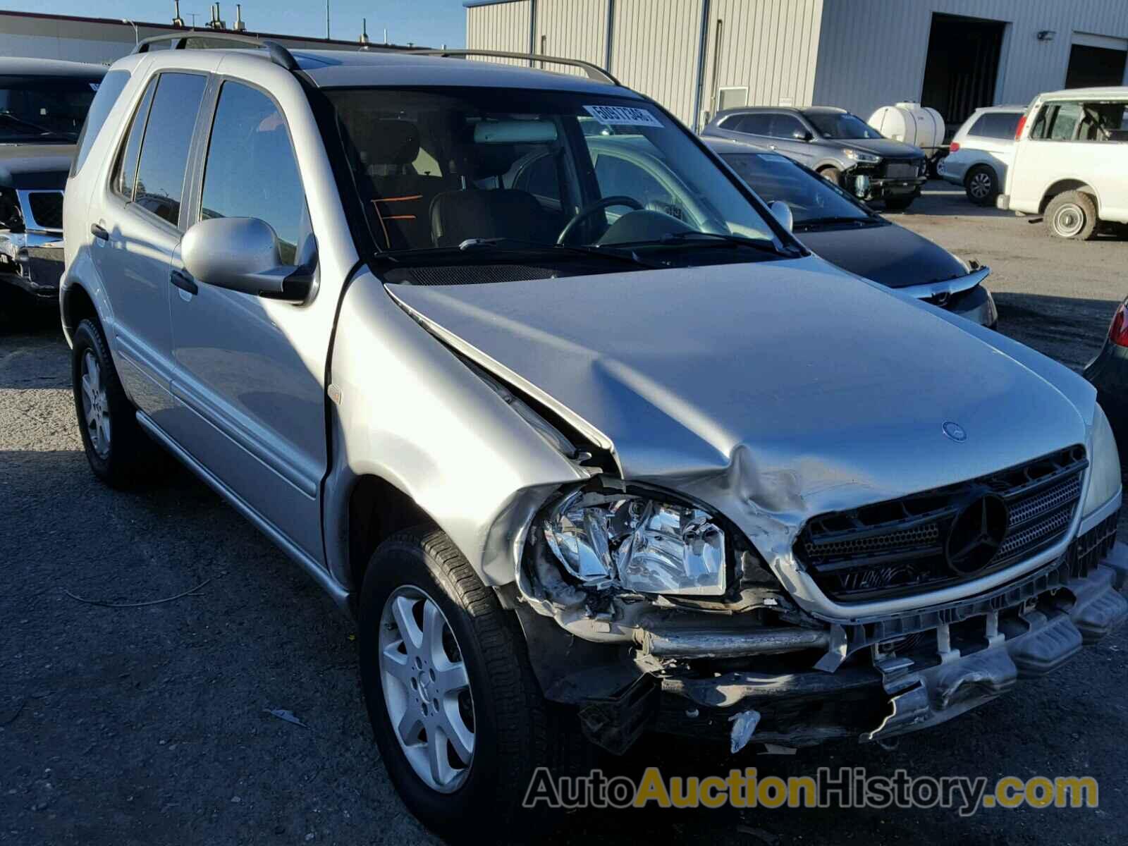 2000 MERCEDES-BENZ ML 430, 4JGAB72E7YA199596