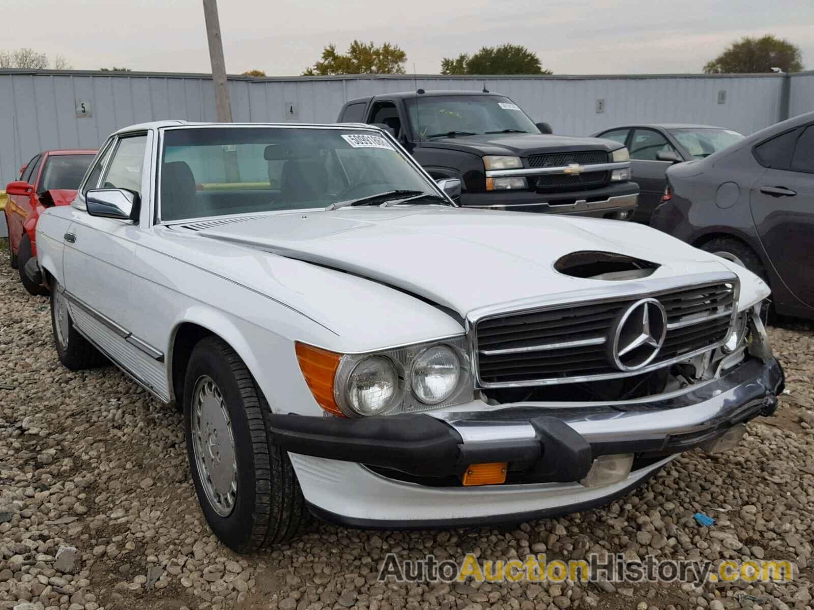 1987 MERCEDES-BENZ 560 SL, WDBBA48D2HA056868