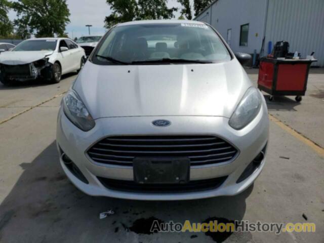 FORD FIESTA SE, 3FADP4EJ1JM141167