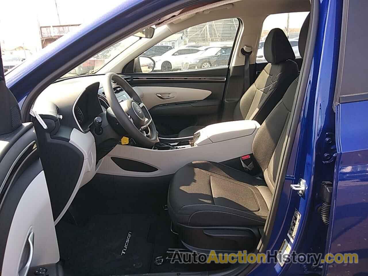 HYUNDAI TUCSON SE, 5NMJACDE1RH345902