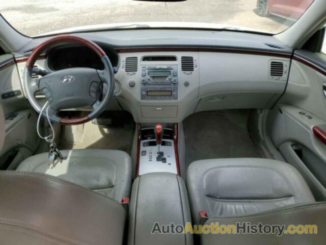 HYUNDAI AZERA SE, KMHFC46F16A052515