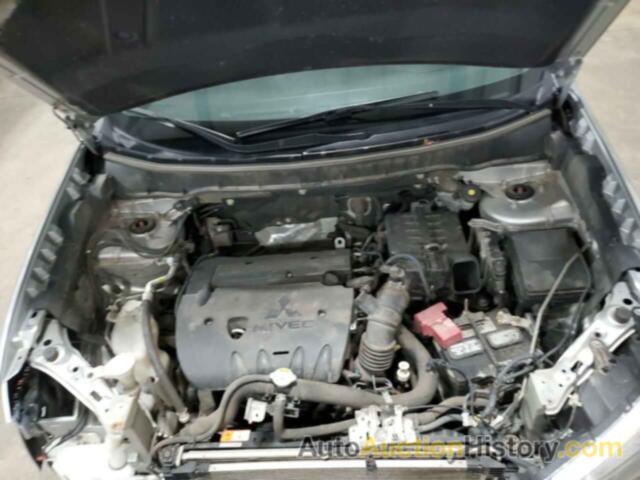 MITSUBISHI OUTLANDER ES, JA4AP3AU1JZ033132