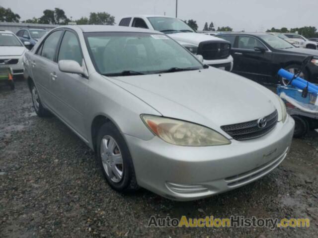 TOYOTA CAMRY LE, JTDBE32K520118929