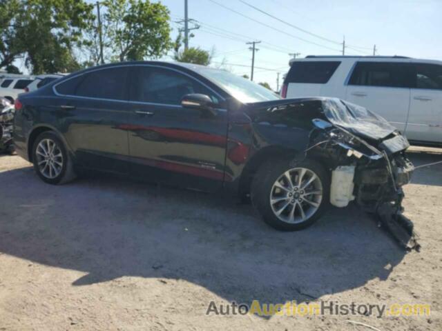 FORD FUSION SE PHEV, 3FA6P0PUXHR188722