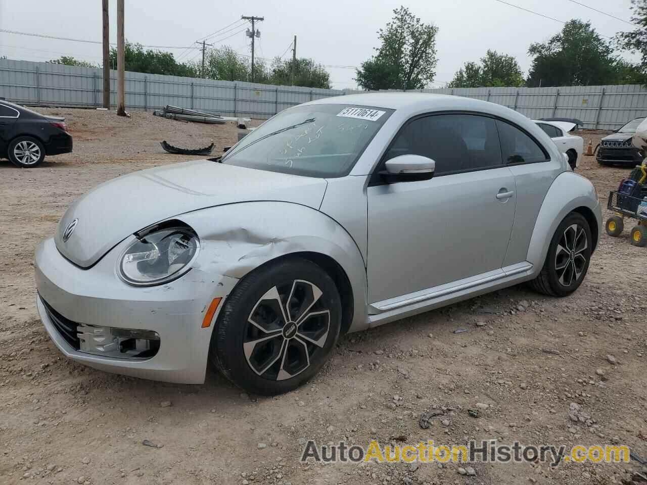 VOLKSWAGEN BEETLE, 3VWJP7AT6CM605690