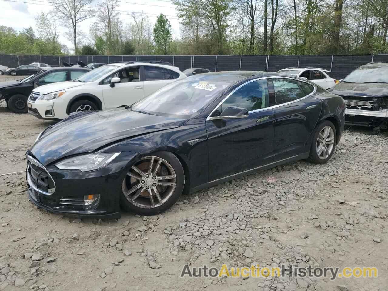 TESLA MODEL S, 5YJSA1CNXDFP21078