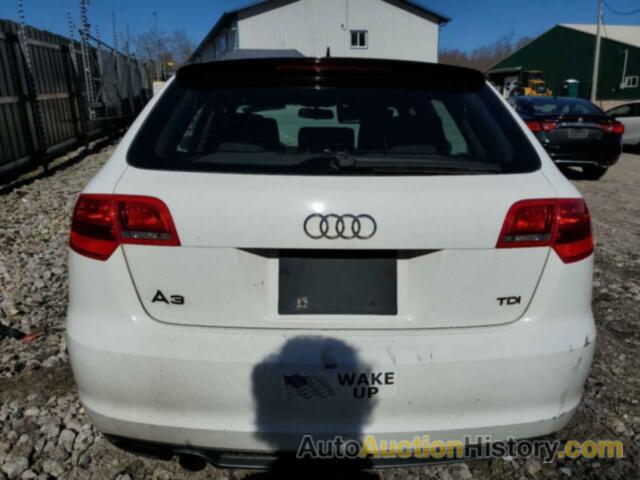 AUDI A3 PREMIUM PLUS, WAUKJAFM0CA035011