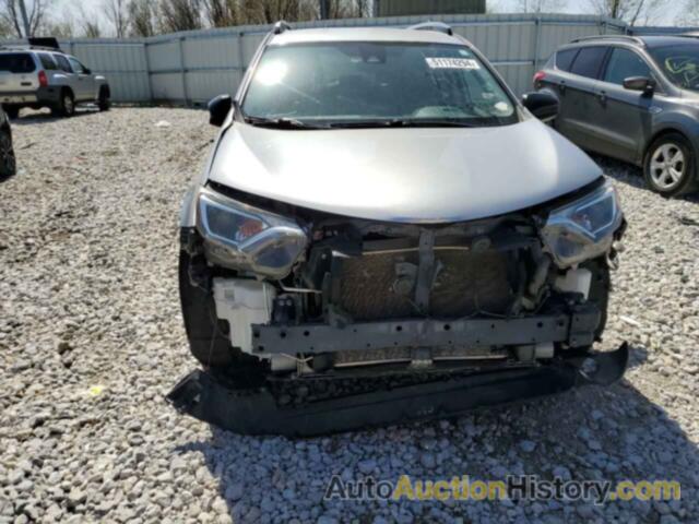 TOYOTA RAV4 LE, JTMBFREV6JD246979