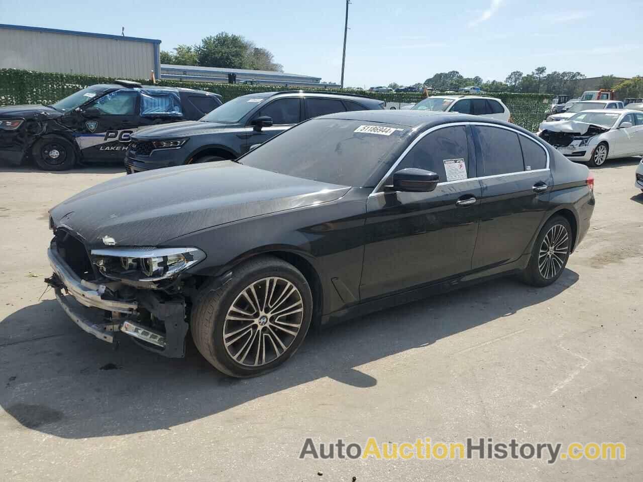 BMW 5 SERIES I, WBAJA5C57JG899418