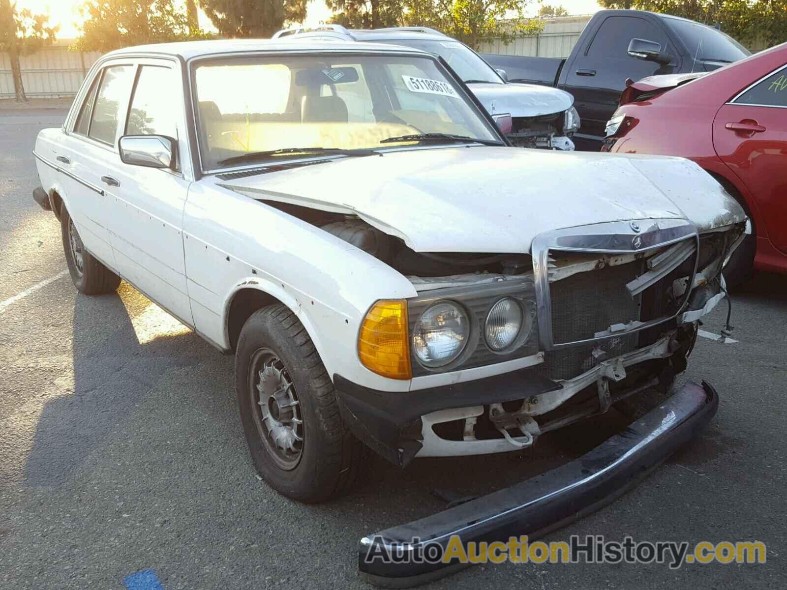 1985 MERCEDES-BENZ 300 DT, WDBAB33C6FA209184