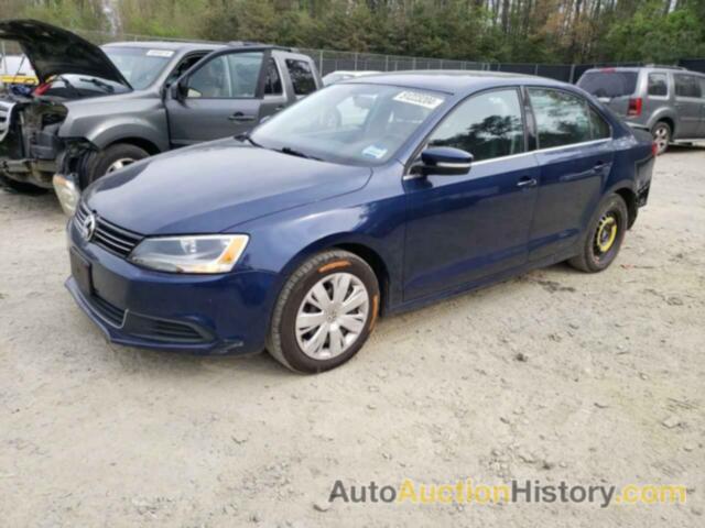 VOLKSWAGEN JETTA SE, 3VWDP7AJ4DM402911