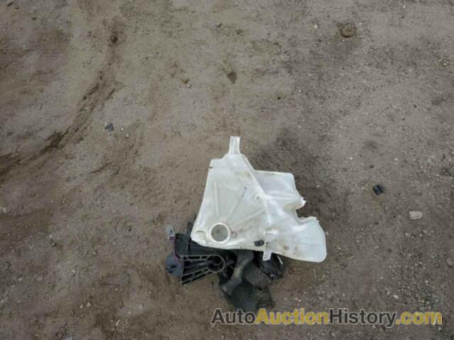 FORD ESCAPE XLT, 1FMCU0D79CKA81609