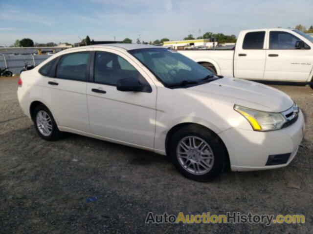 FORD FOCUS SE, 1FAHP3FN2BW135456