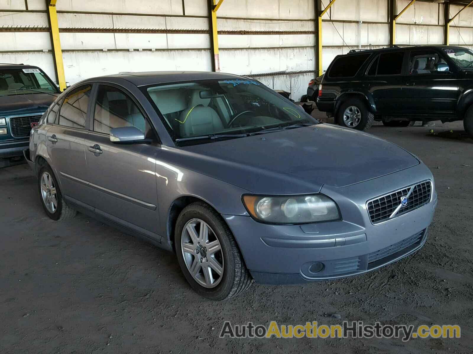 2004 VOLVO S40 T5, YV1MS682X42013265