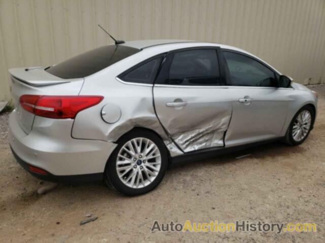 FORD FOCUS TITANIUM, 1FADP3J25HL267701