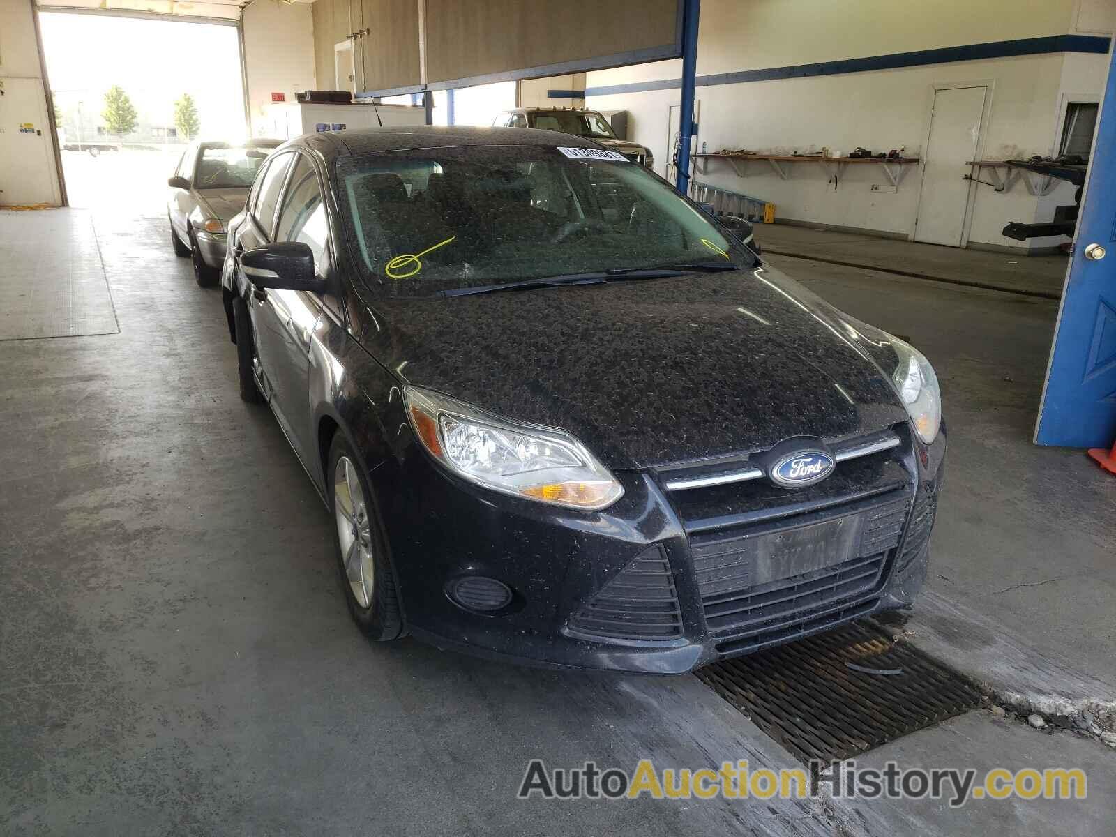 2014 FORD FOCUS SE, 1FADP3K2XEL325313