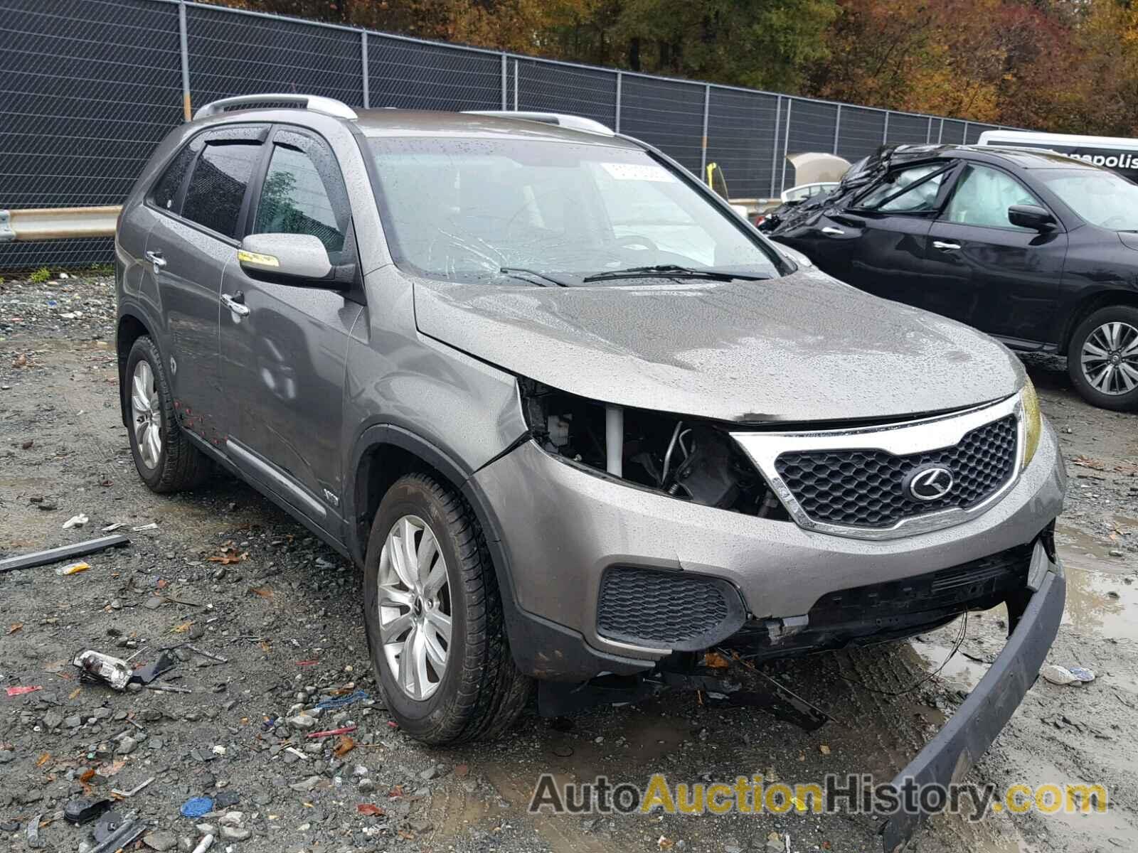 2011 KIA SORENTO BASE, 5XYKTDA27BG176340