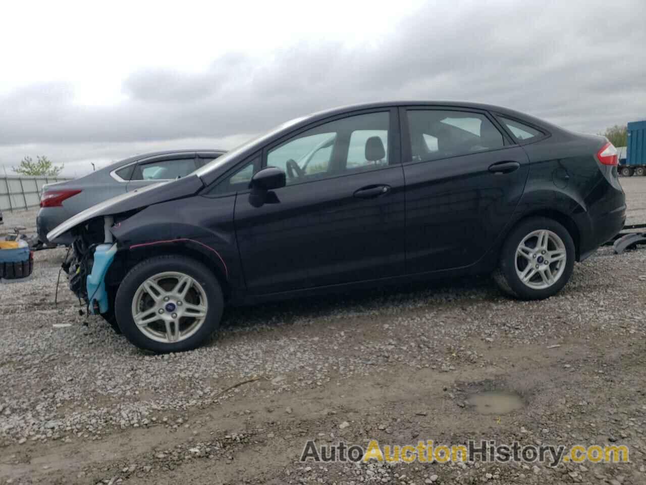 FORD FIESTA SE, 3FADP4BJ4JM122102