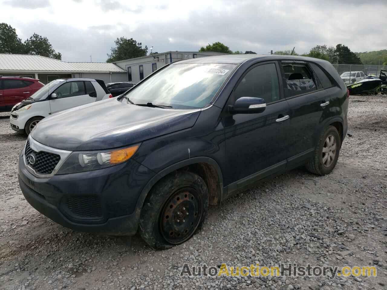 KIA SORENTO LX, 5XYKT3A17DG323020