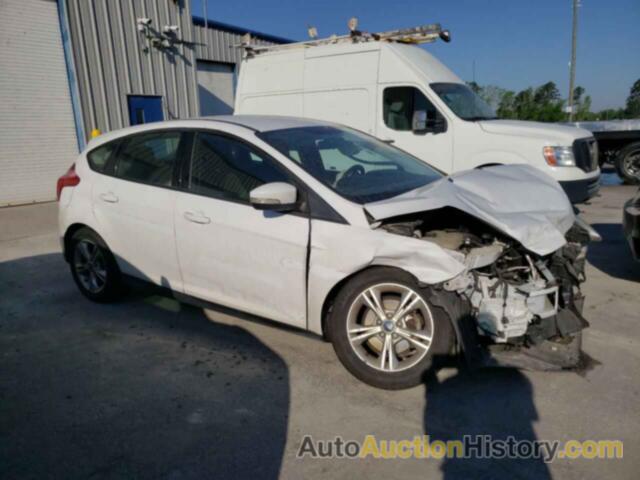 FORD FOCUS SE, 1FADP3K22DL369076