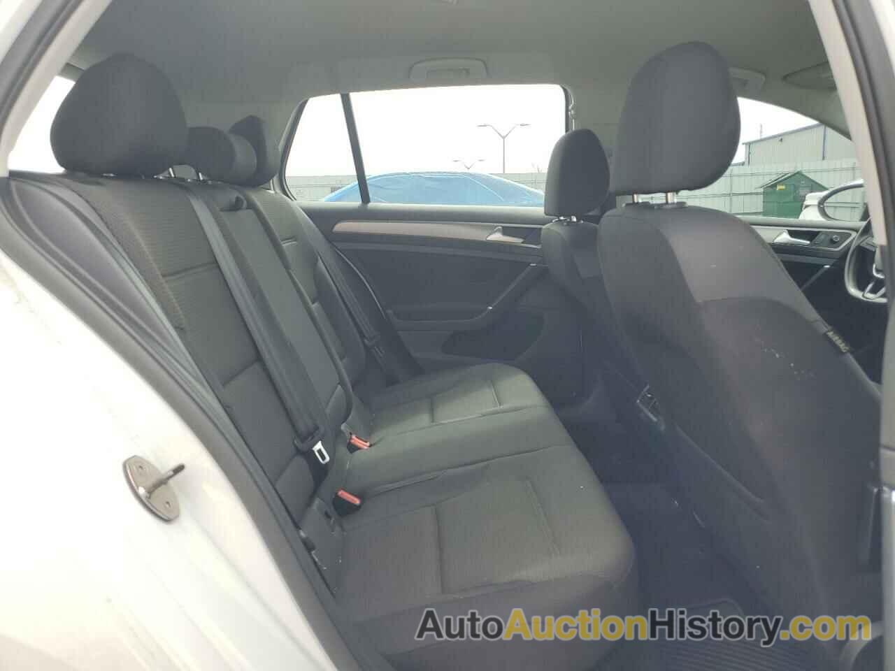 VOLKSWAGEN GOLF S, 3VW217AU8HM014198